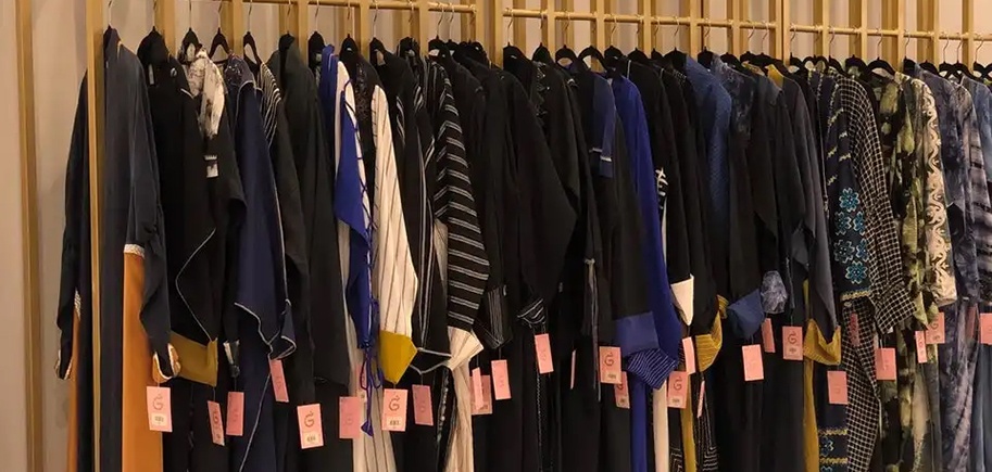 Ayesha's Abaya - extronium digital marketing agency Karachi